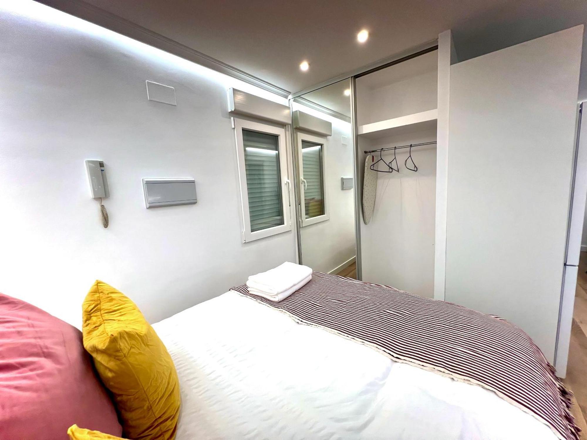 Apartment In The Heart Of Madrid-Piso En Malasana Ngoại thất bức ảnh