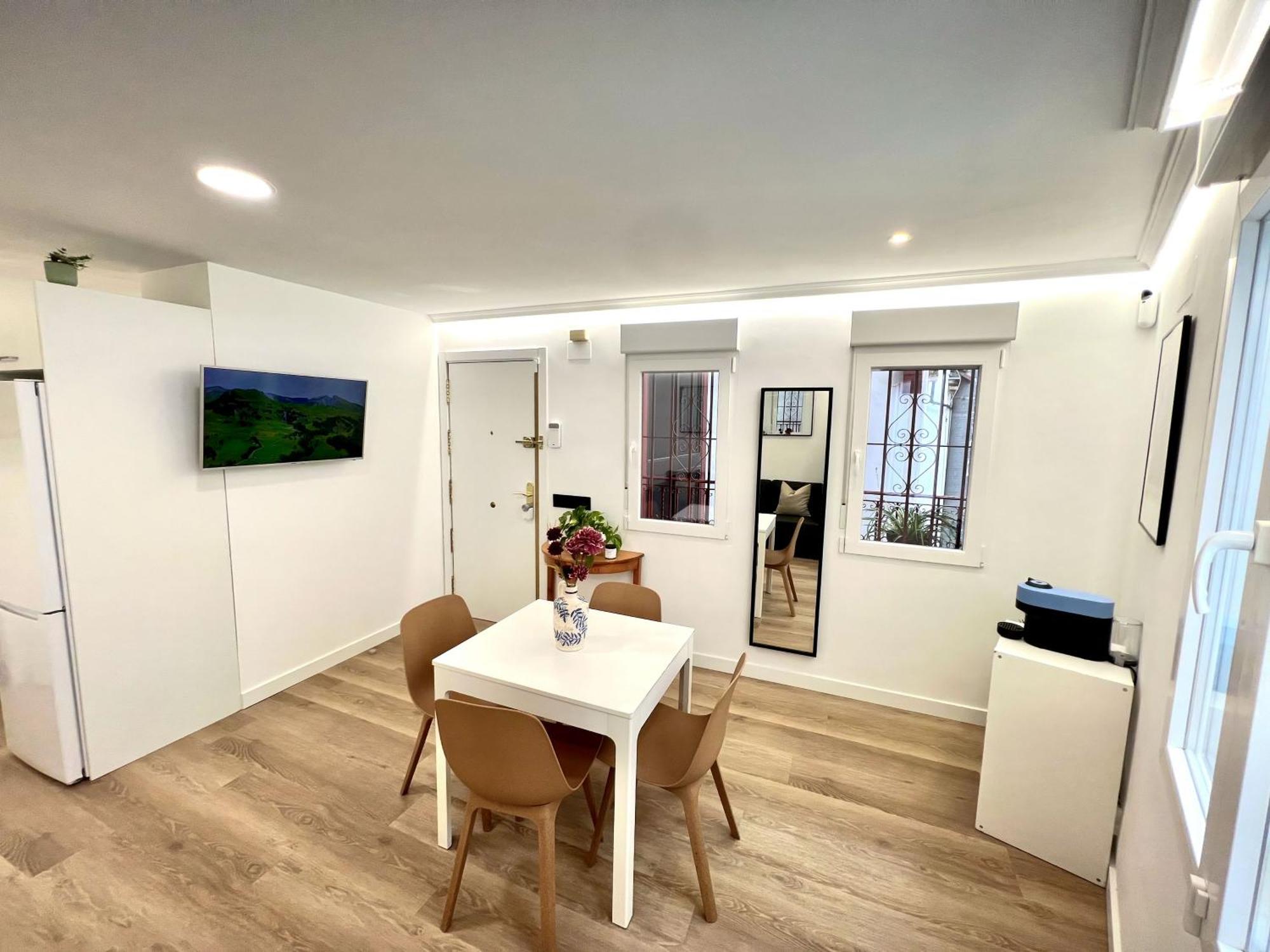 Apartment In The Heart Of Madrid-Piso En Malasana Ngoại thất bức ảnh