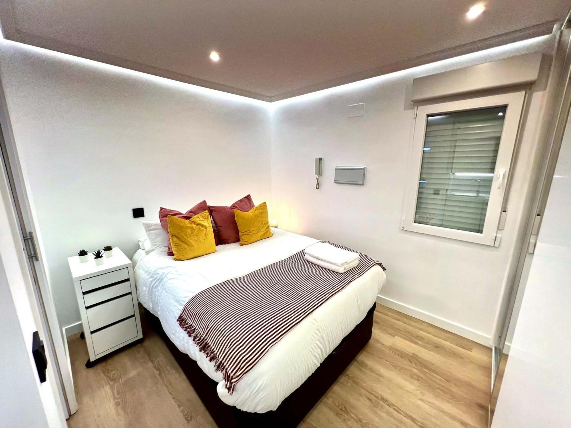 Apartment In The Heart Of Madrid-Piso En Malasana Ngoại thất bức ảnh