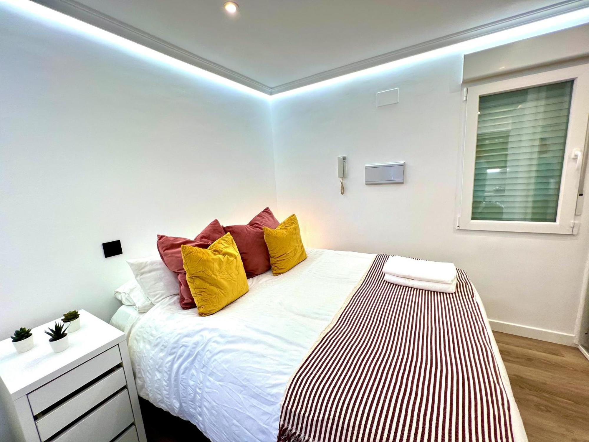 Apartment In The Heart Of Madrid-Piso En Malasana Ngoại thất bức ảnh