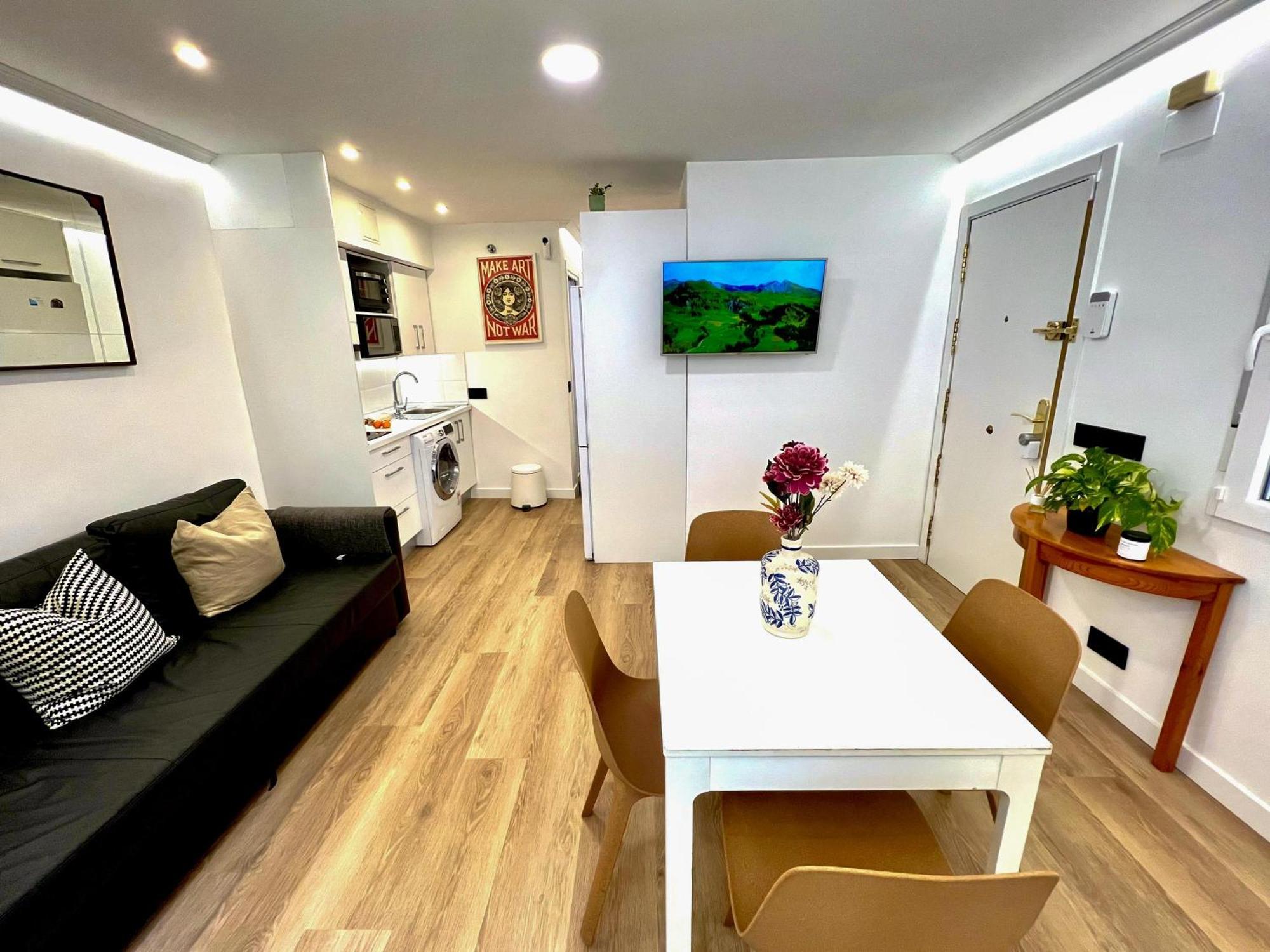 Apartment In The Heart Of Madrid-Piso En Malasana Ngoại thất bức ảnh