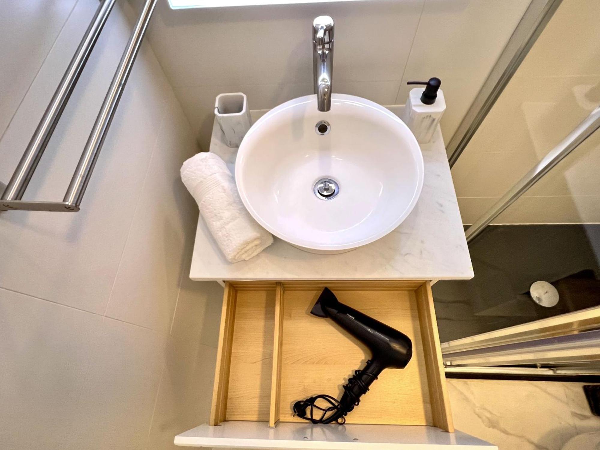 Apartment In The Heart Of Madrid-Piso En Malasana Ngoại thất bức ảnh