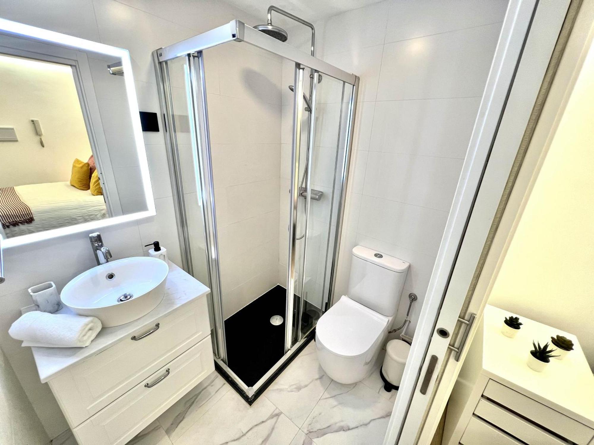 Apartment In The Heart Of Madrid-Piso En Malasana Ngoại thất bức ảnh